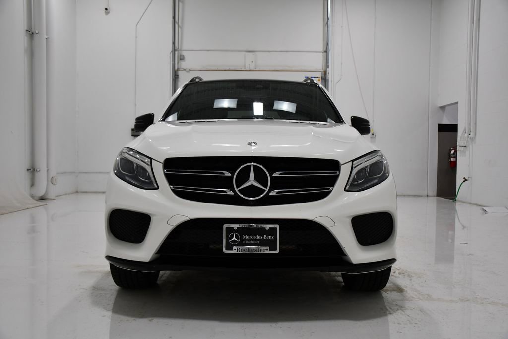 Used 2019 Mercedes-Benz GLE 400 4MATIC image 2