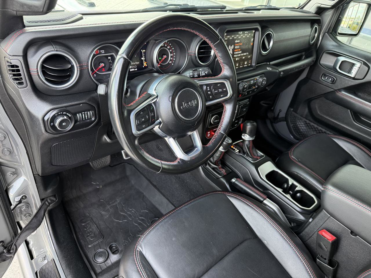 Used 2020 Jeep Wrangler Unlimited Rubicon w/ Quick Order Package 28Y Recon AWD/4WD image 19
