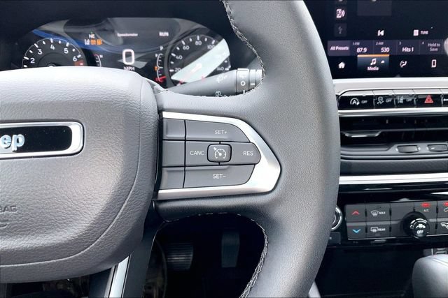 New 2026 Jeep Compass Latitude AWD/4WD image 19