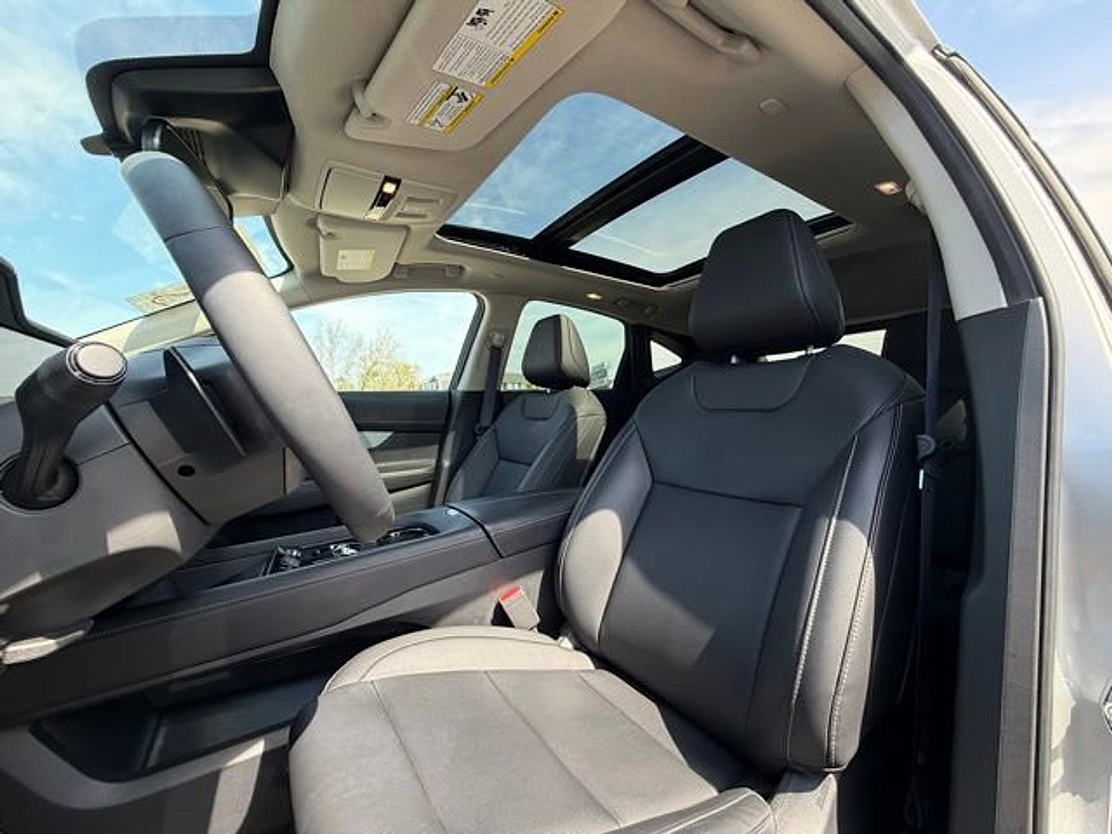 Used 2025 Nissan Murano SL AWD/4WD image 20