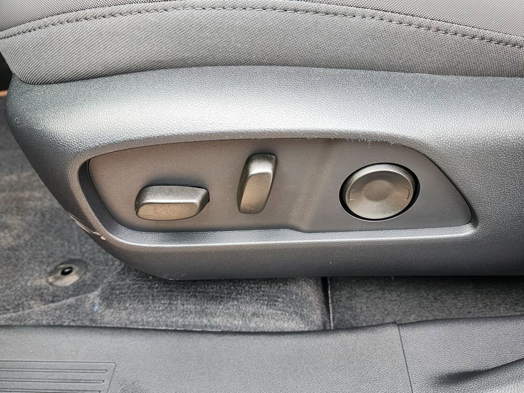 New 2026 GMC Terrain AT4 AWD/4WD image 17