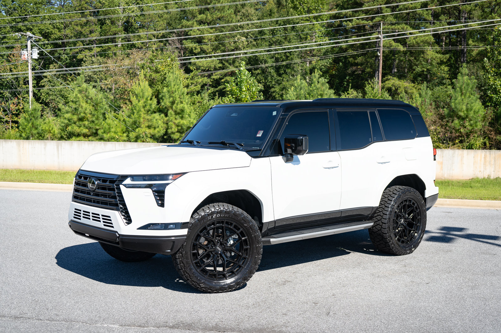 Used 2025 Lexus GX 550 AWD/4WD image 4