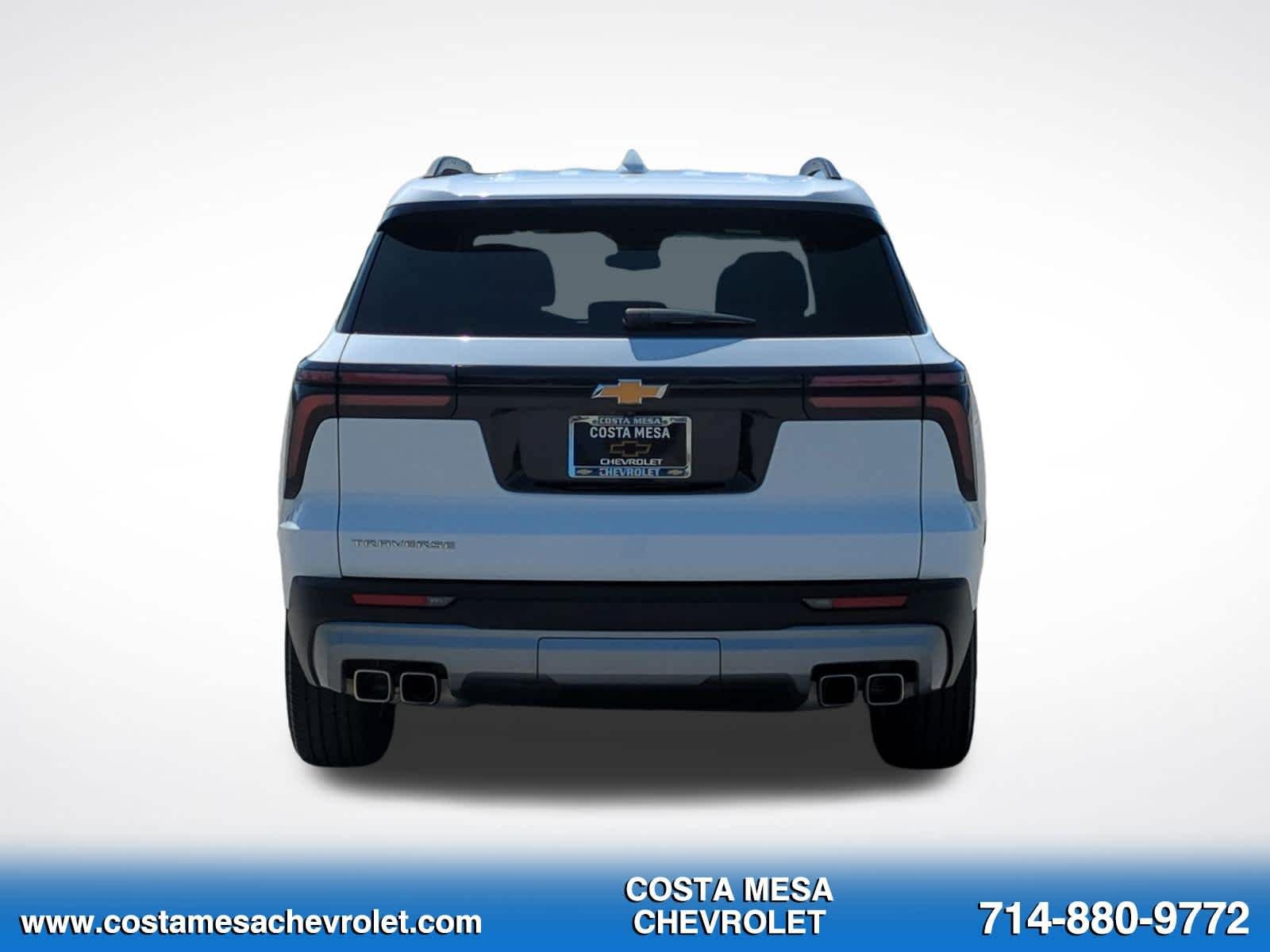 Used 2025 Chevrolet Traverse LT FWD image 6