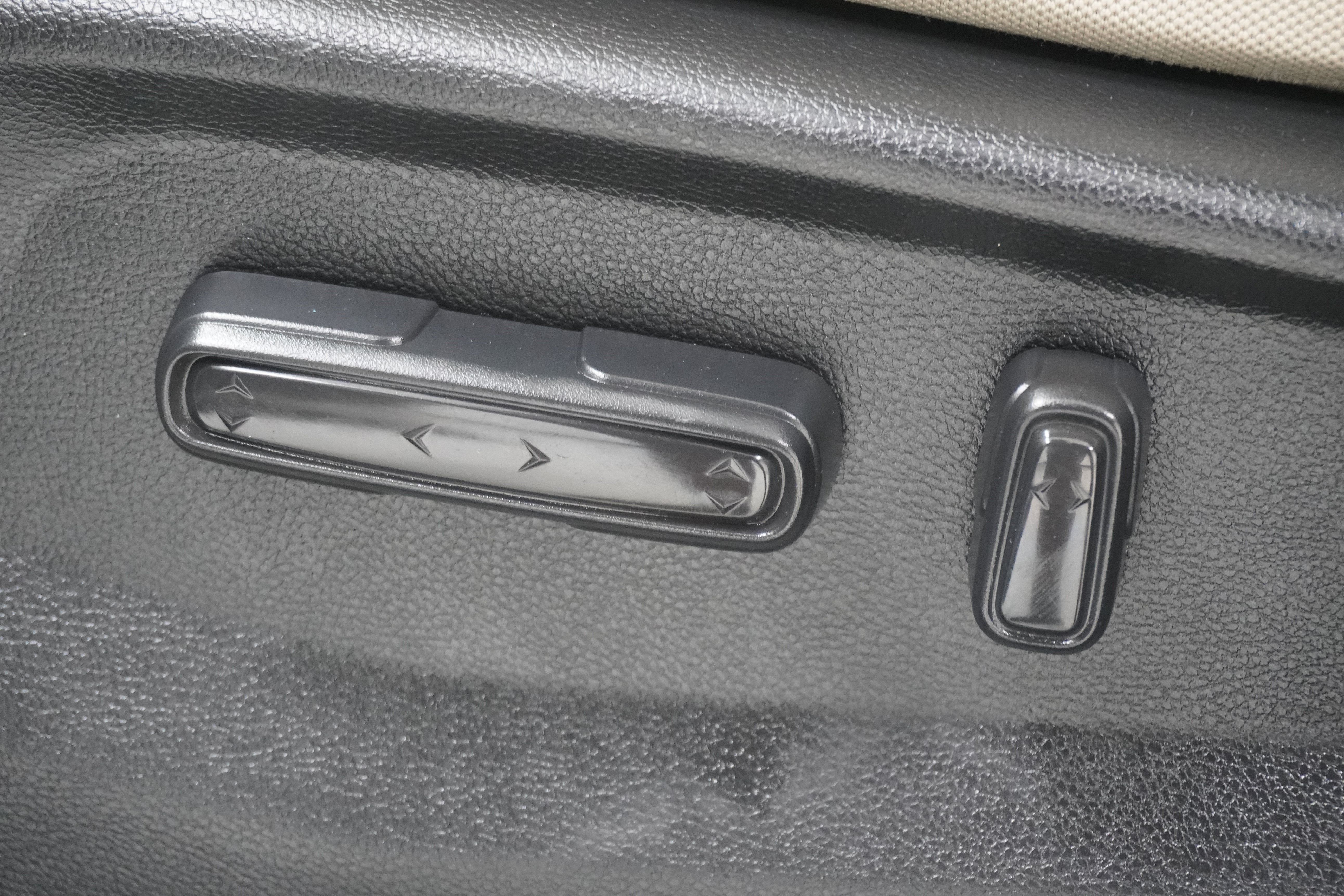 Used 2017 Honda CR-V EX image 15