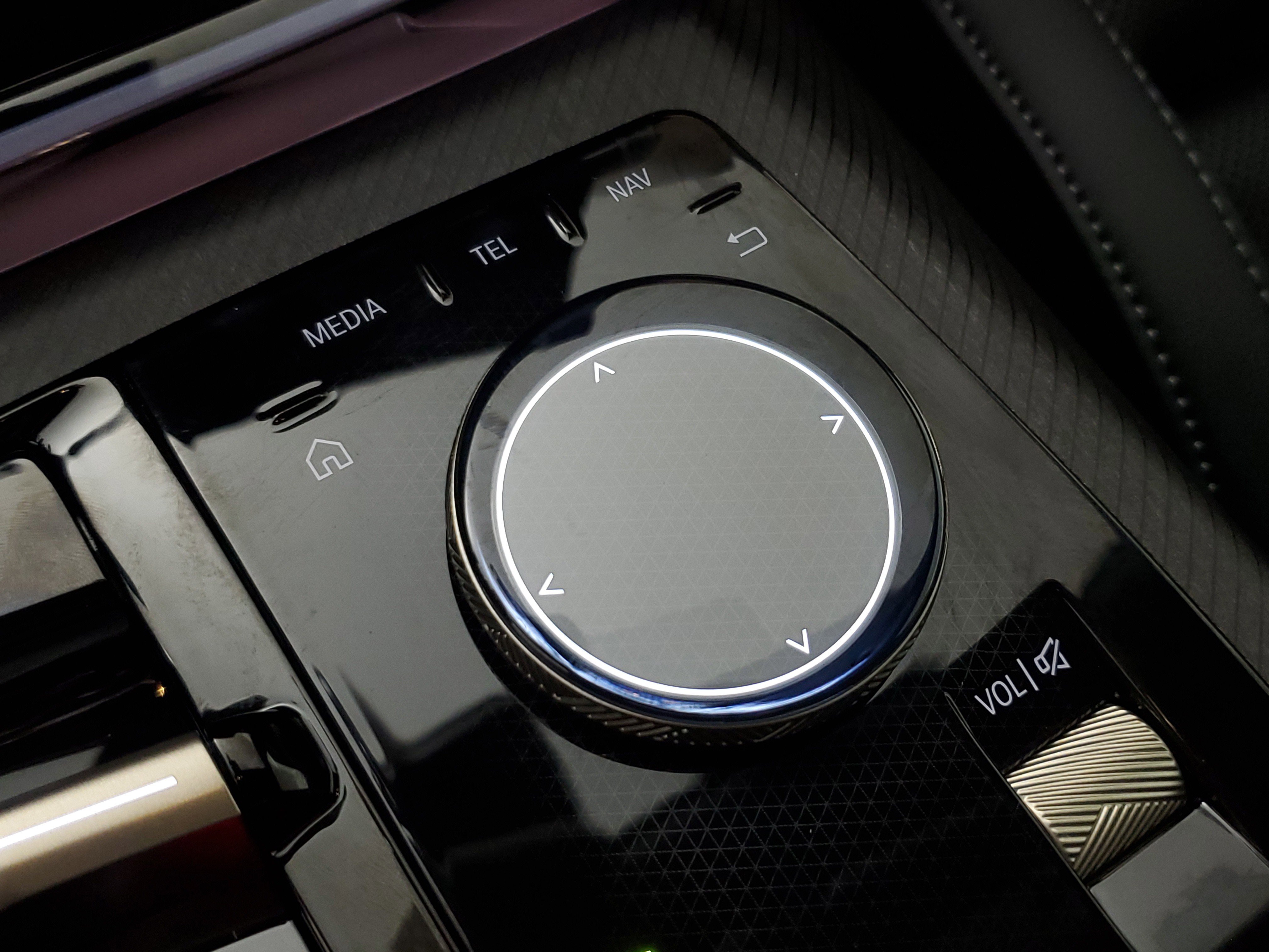 Certified 2025 BMW X3 xDrive30i w/ Convenience Package image 21