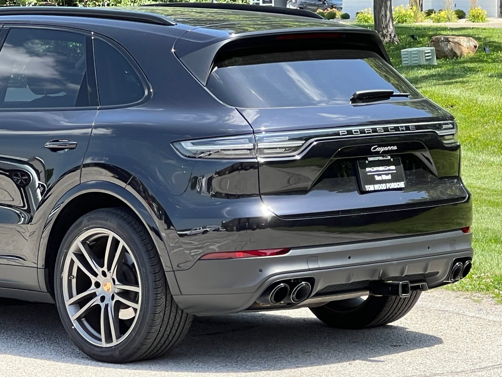 Certified 2022 Porsche Cayenne Platinum Edition AWD/4WD image 10