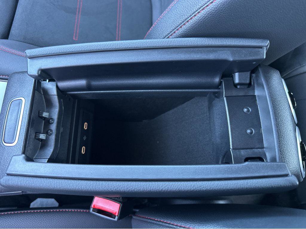 Used 2025 Mercedes-Benz CLA 35 AMG 4MATIC image 31