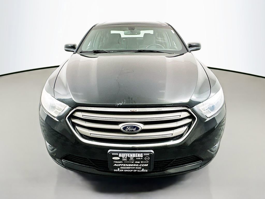 Used 2013 Ford Taurus SEL image 2