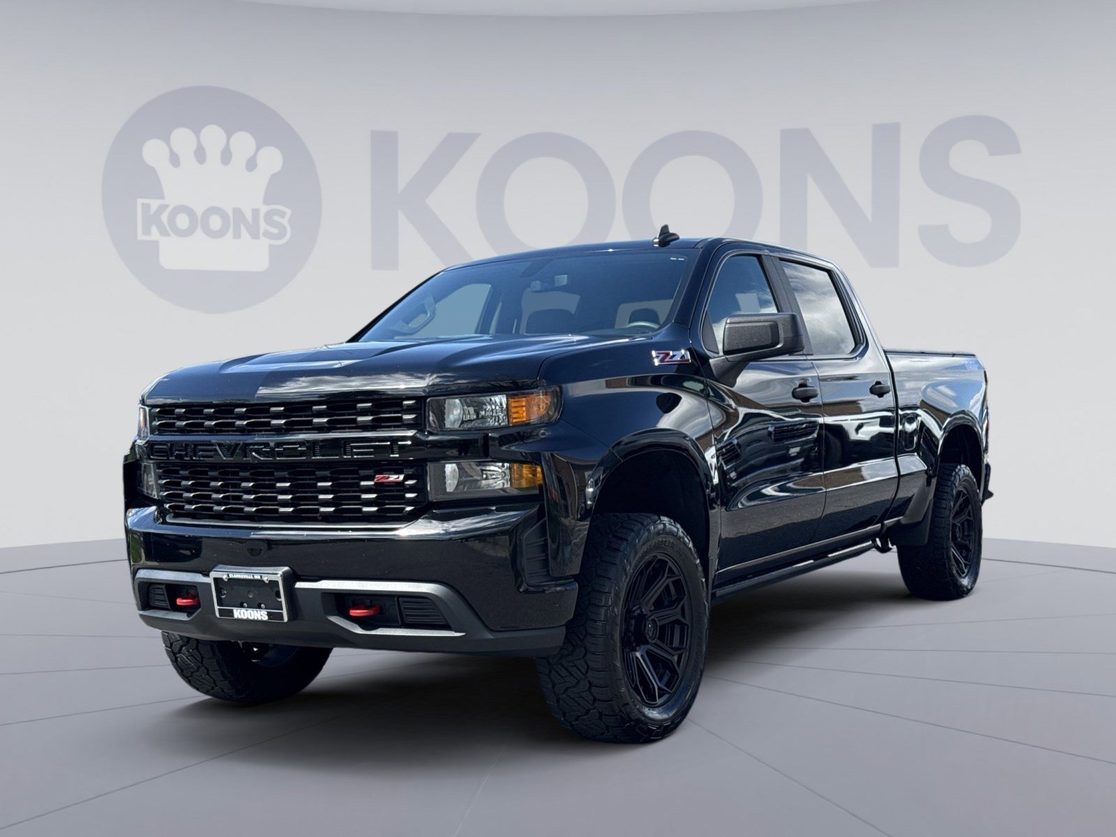 Used 2019 Chevrolet Silverado 1500 Custom Trail Boss w/ Custom Convenience Package image 1