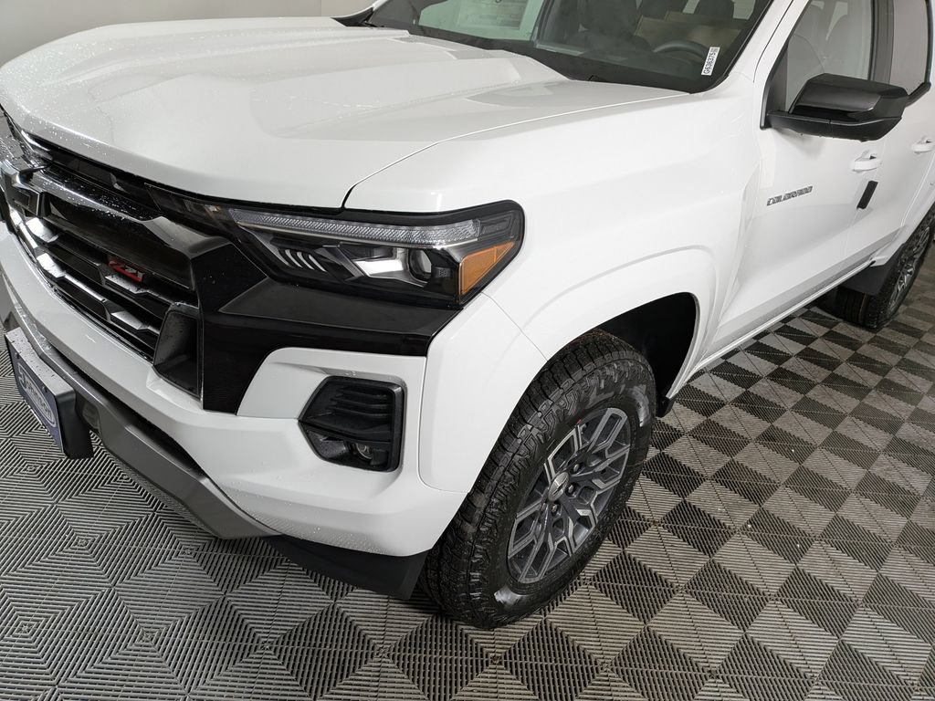 New 2026 Chevrolet Colorado Z71 w/ Technology Package AWD/4WD image 9