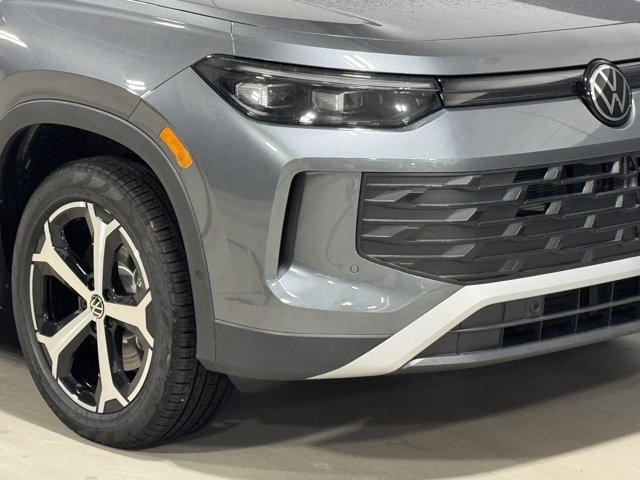 New 2026 Volkswagen Tiguan SE image 3