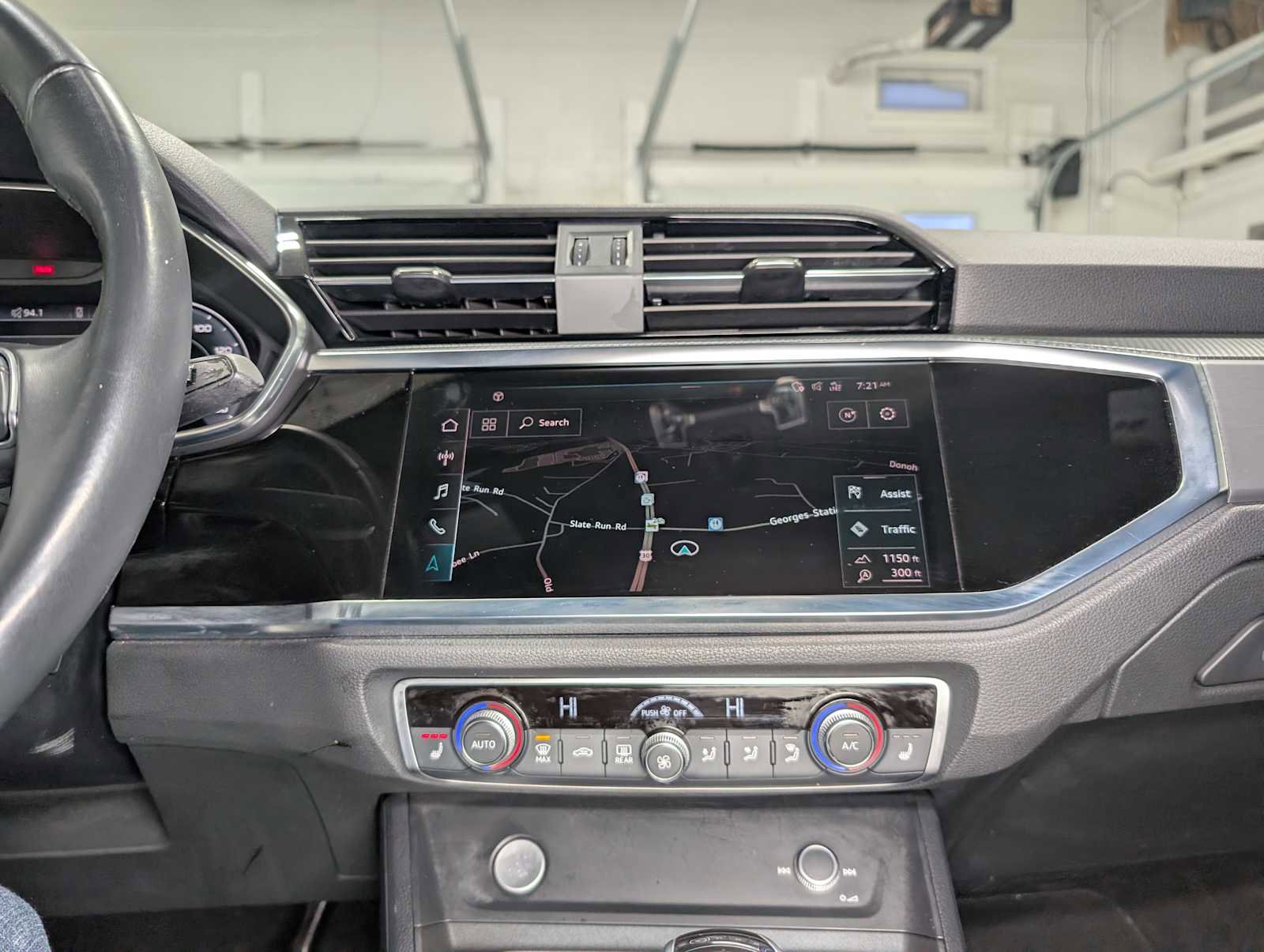 Used 2020 Audi Q3 2.0T Premium Plus image 30