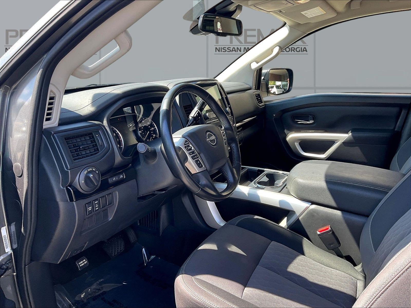 Used 2024 Nissan Titan SV w/ SV Convenience Package AWD/4WD image 20