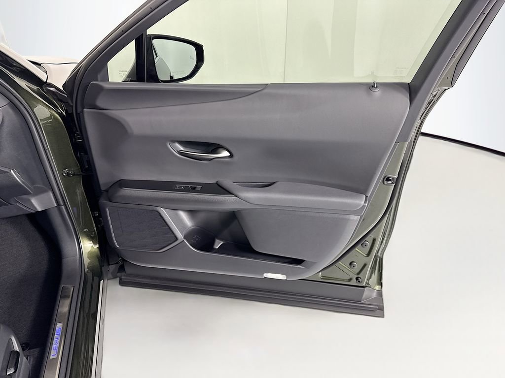 New 2026 Lexus UX 300h FWD image 26