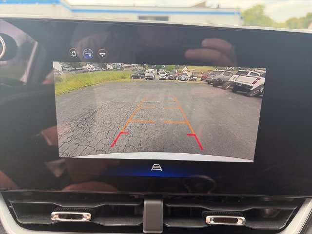 Used 2025 Chevrolet Equinox LT AWD/4WD image 20