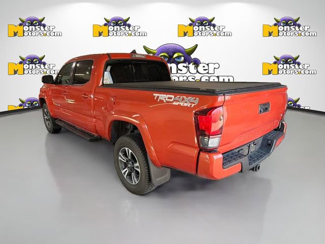 Used 2018 Toyota Tacoma SR5 AWD/4WD image 6