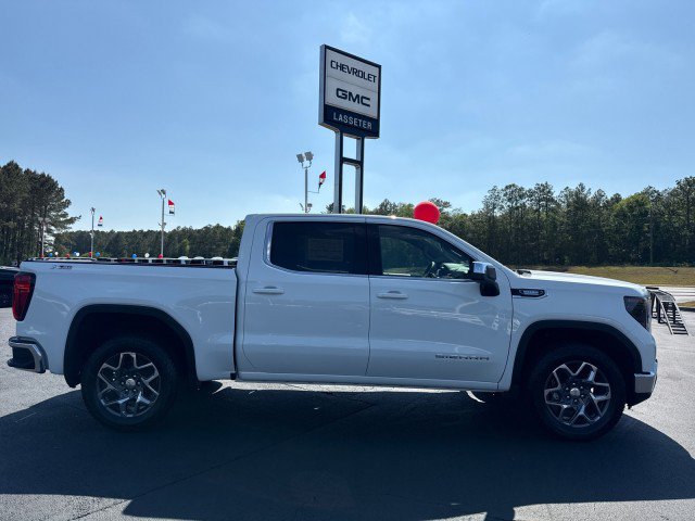 New 2026 GMC Sierra 1500 SLE AWD/4WD image 2