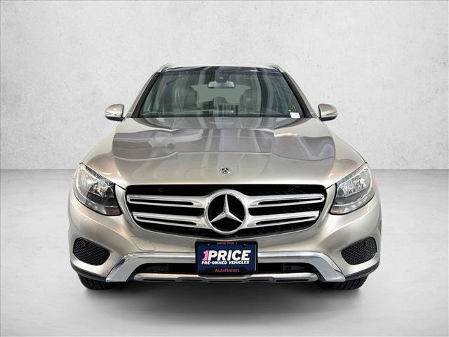Used 2019 Mercedes-Benz GLC 300 4MATIC image 2