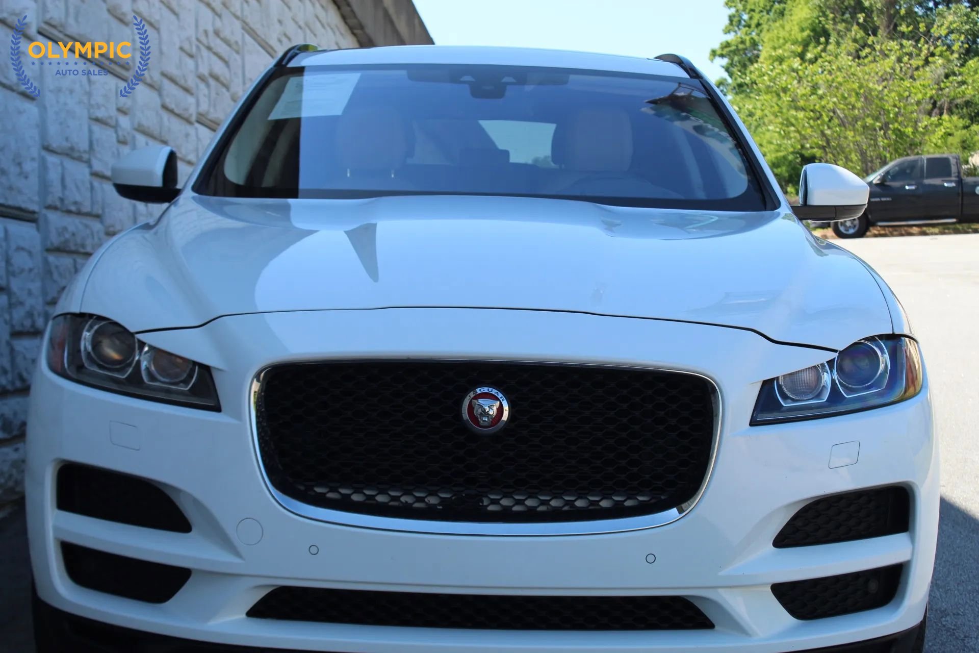 Used 2017 Jaguar F-PACE Prestige AWD/4WD image 3