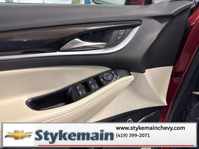 Used 2023 Buick Enclave Essence image 37