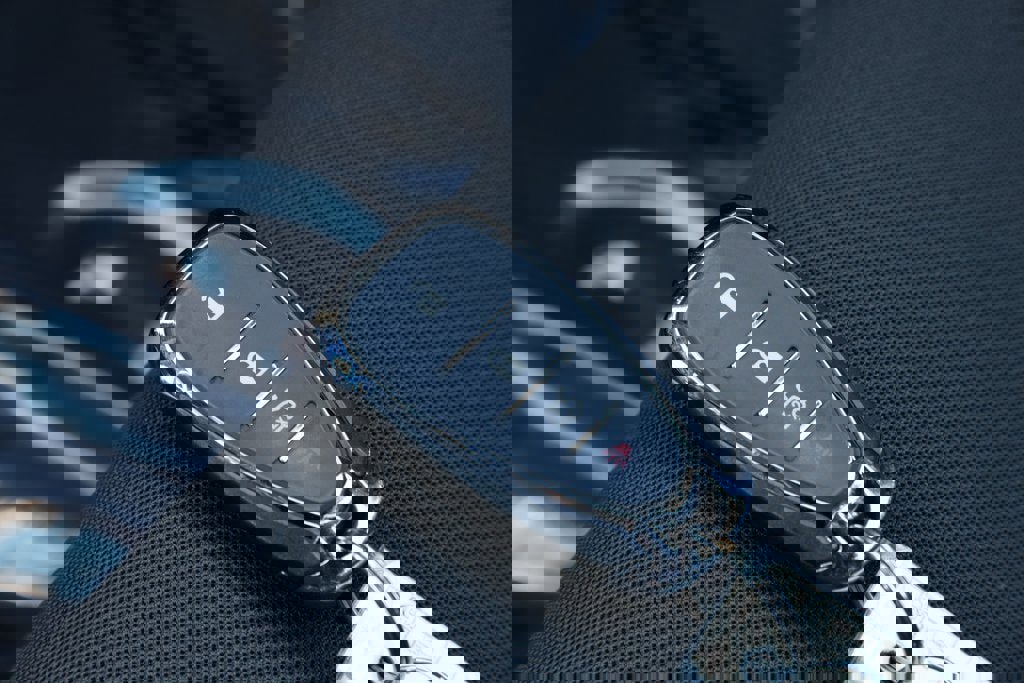 Used 2022 Chevrolet Camaro LT w/ Technology Package image 27