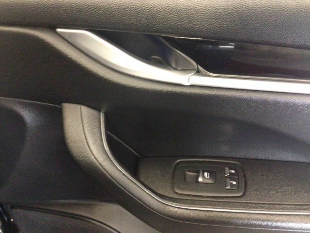 Used 2019 Maserati Levante AWD/4WD image 14