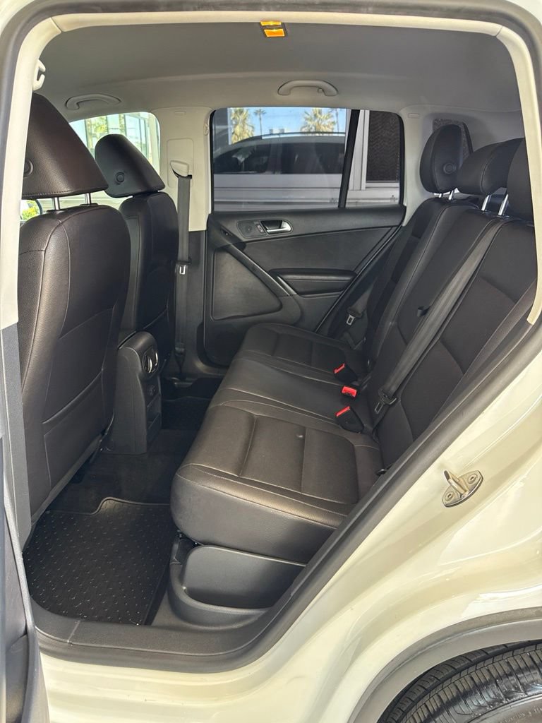 Used 2016 Volkswagen Tiguan S FWD image 9