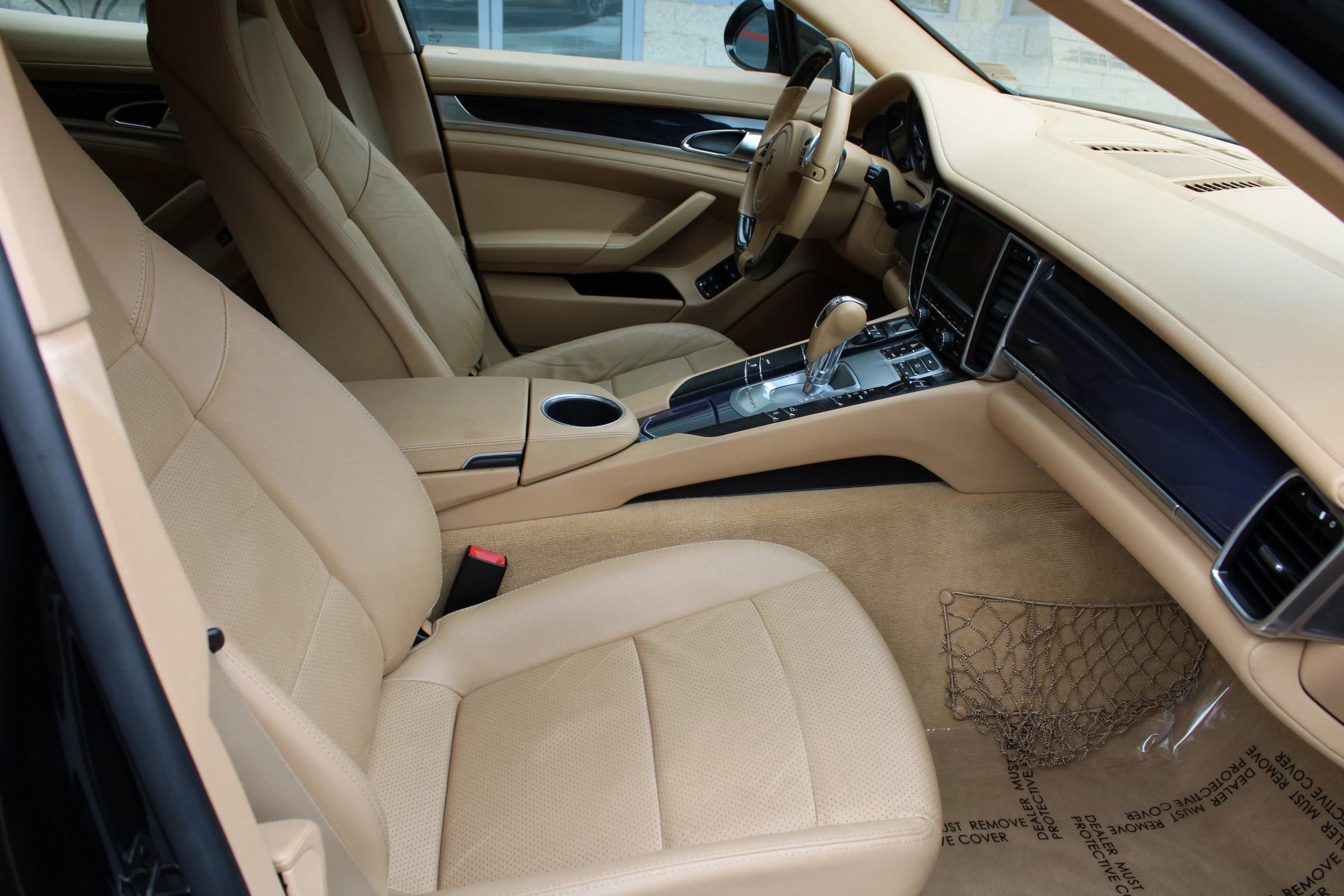 Used 2012 Porsche Panamera 4 image 17