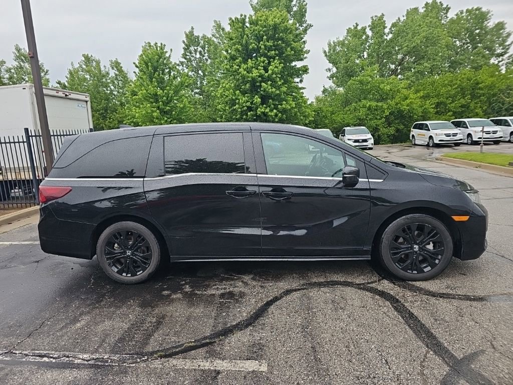 Used 2025 Honda Odyssey Sport-L image 4