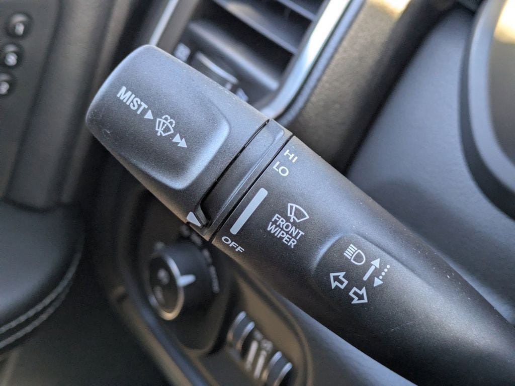 New 2026 RAM 3500 Laramie AWD/4WD image 29
