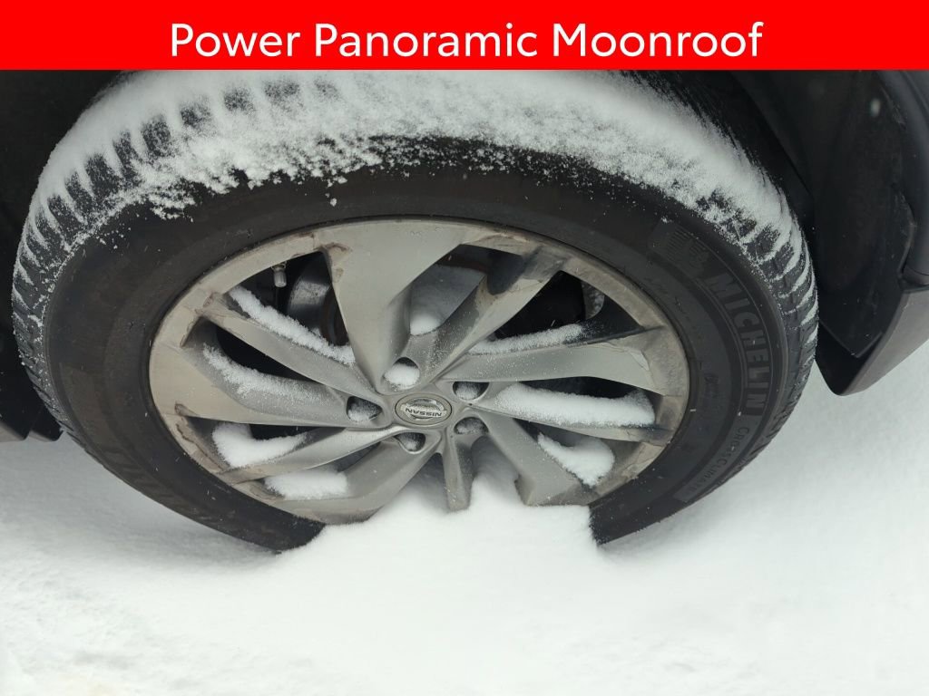 Used 2015 Nissan Rogue SL w/ SL Premium Package image 5