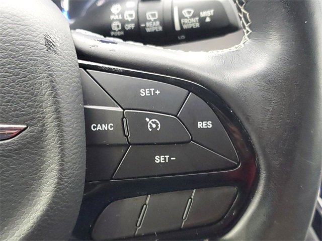 Certified 2020 Chrysler Pacifica Touring-L image 22