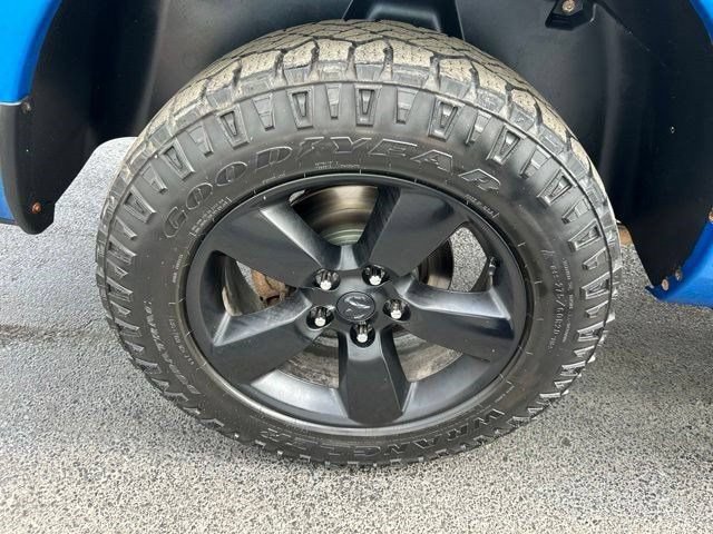 Used 2019 RAM 1500 Express w/ Hydro Blue Sport Package AWD/4WD image 51