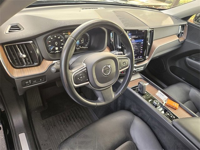 Used 2021 Volvo XC60 T8 Inscription Expression w/ Protection Package Premier image 11