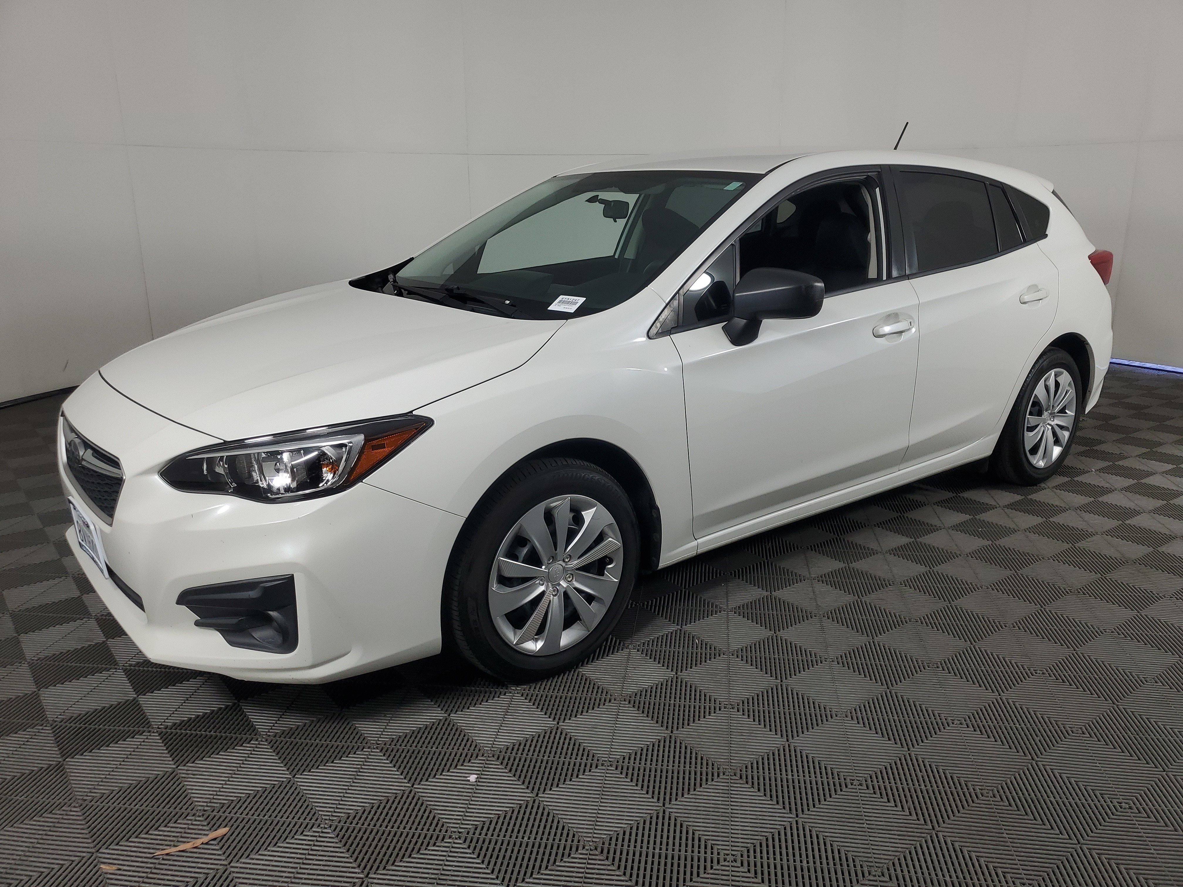 Used 2017 Subaru Impreza 2.0i AWD/4WD image 8