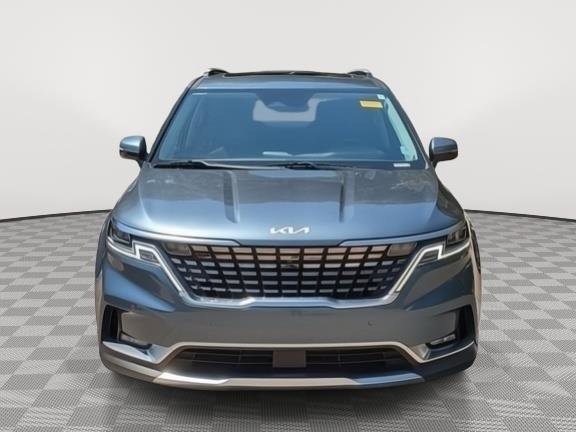 Used 2022 Kia Carnival SX Prestige image 3