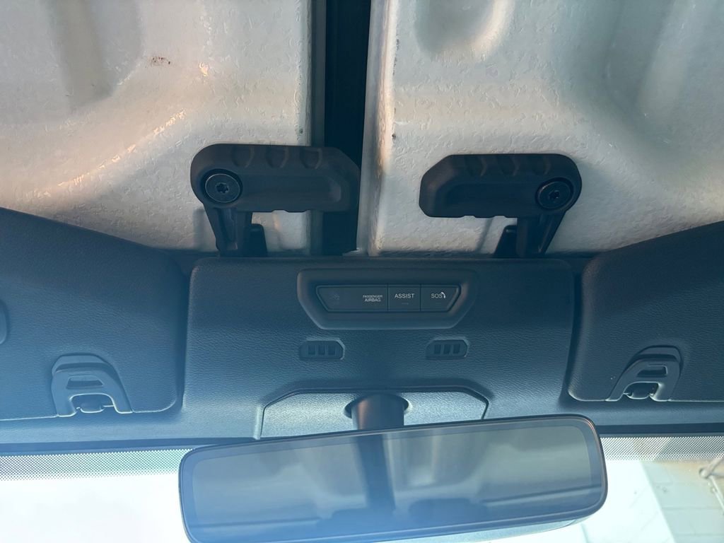 Used 2021 Jeep Gladiator Overland image 43