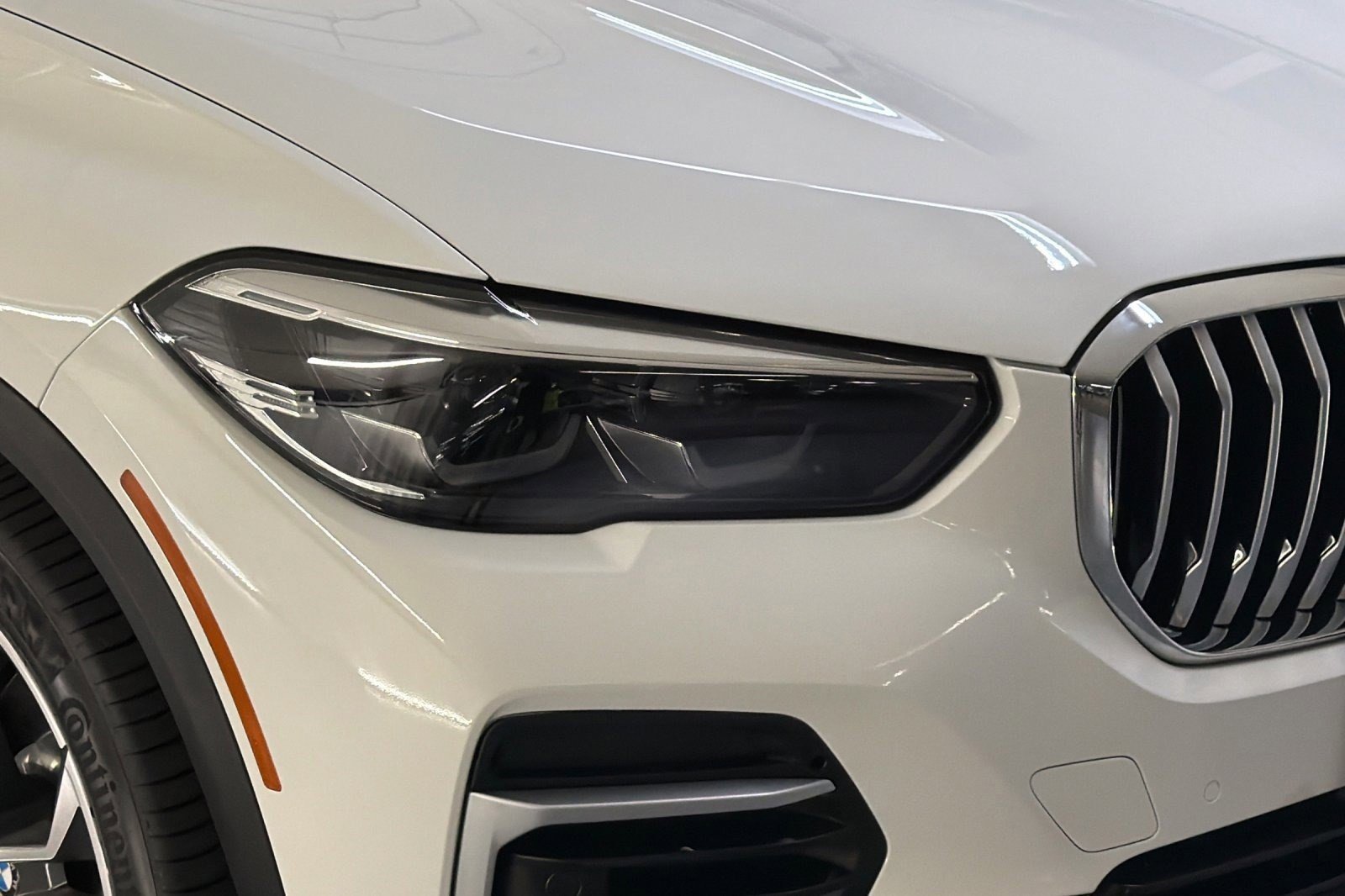 Certified 2023 BMW X5 sDrive40i w/ Climate Comfort Package image 10