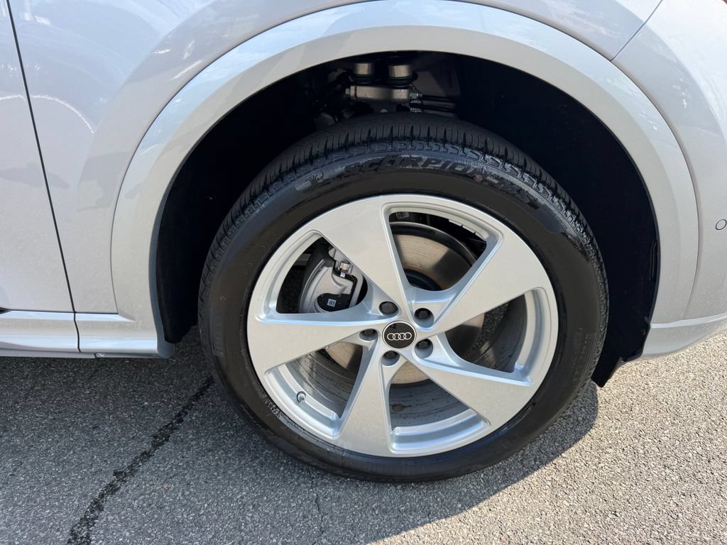 New 2026 Audi Q5 Premium AWD/4WD image 12