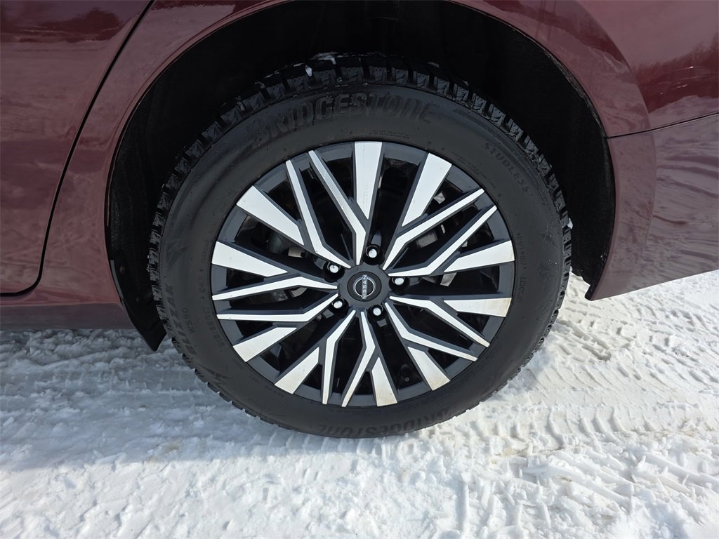 Used 2023 Nissan Altima 2.5 SV w/ SV Premium Package image 36