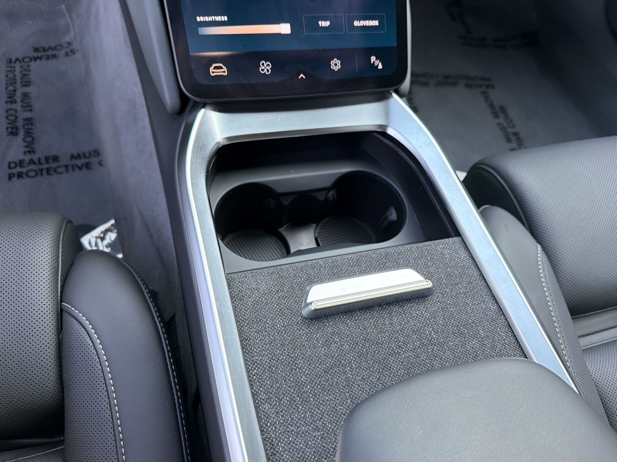 Used 2024 Lucid Air Pure RWD image 16