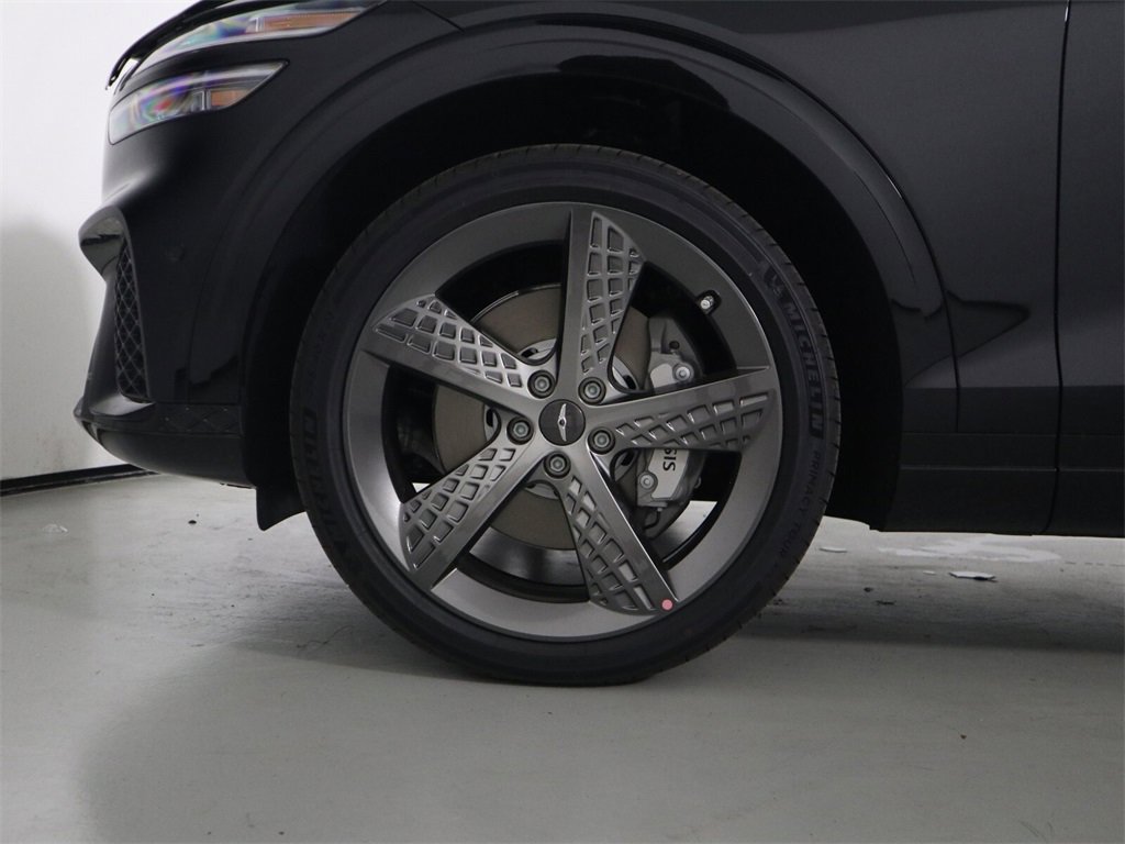 Used 2024 Genesis GV70 2.5T w/ Sport Prestige Package image 6