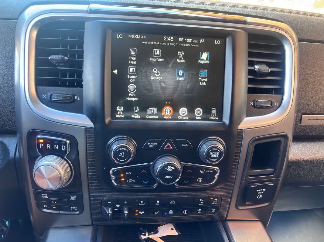 Used 2014 RAM 1500 Limited AWD/4WD image 32