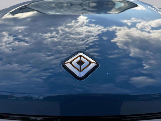 Used 2022 Rivian R1T Adventure image 13