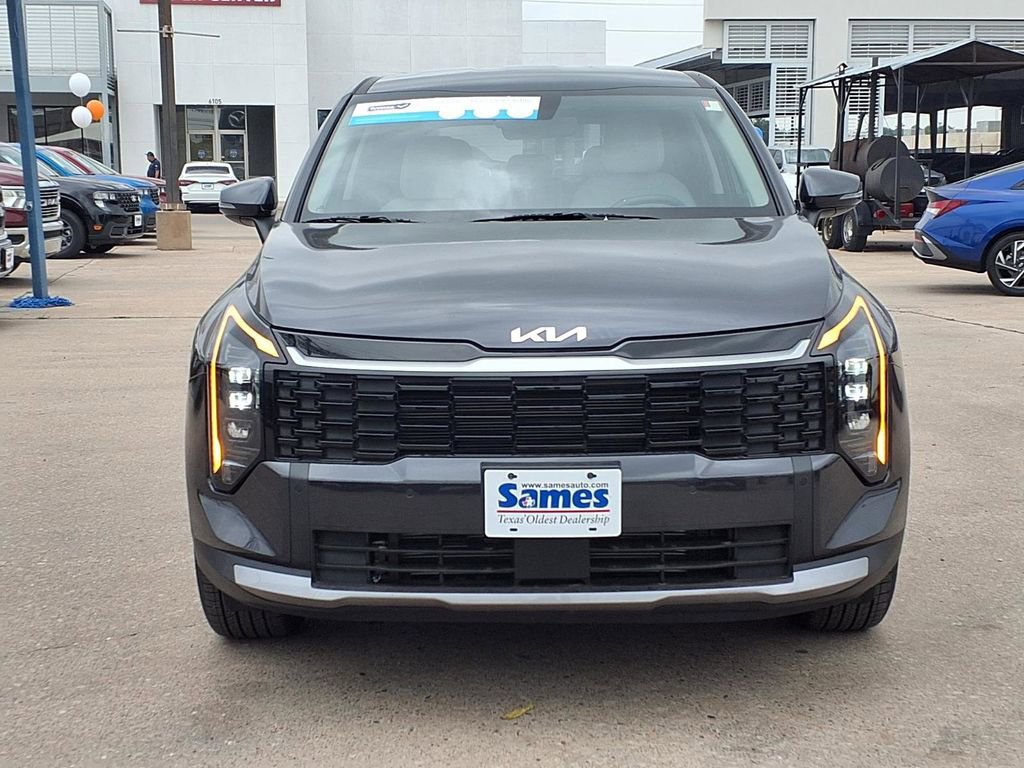 Used 2026 Kia Sportage EX FWD image 3