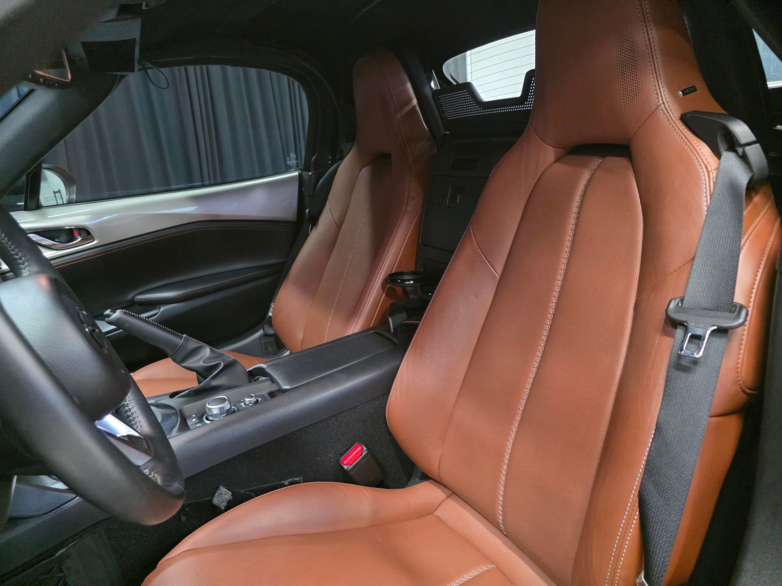 Used 2022 MAZDA MX-5 Miata Grand Touring RWD image 31