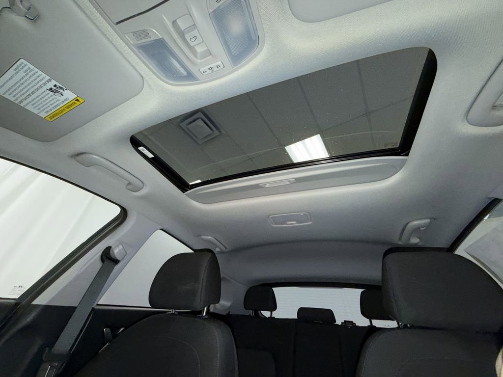 Used 2023 Hyundai Kona SEL w/ Convenience Package image 12