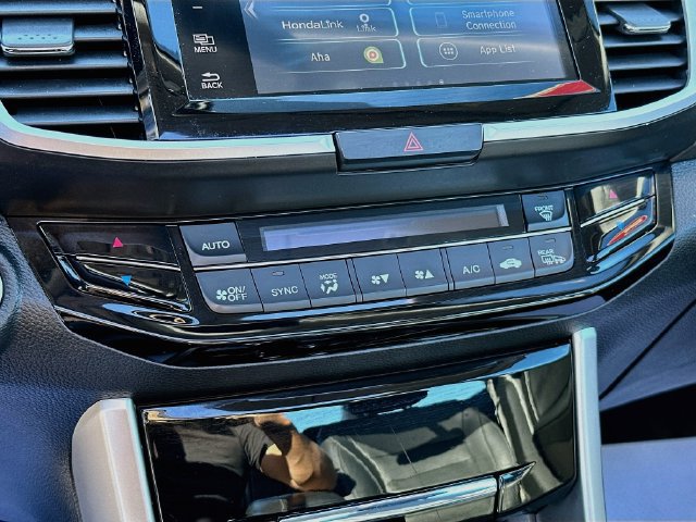 Used 2016 Honda Accord EX-L image 16
