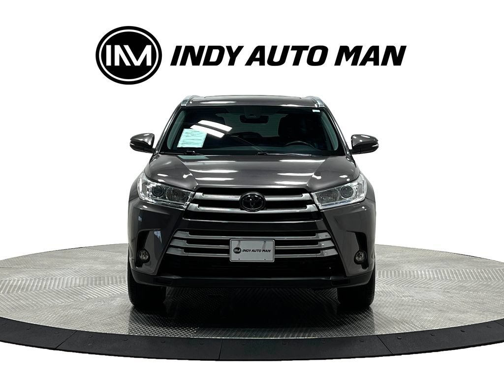 Used 2019 Toyota Highlander XLE AWD/4WD image 10