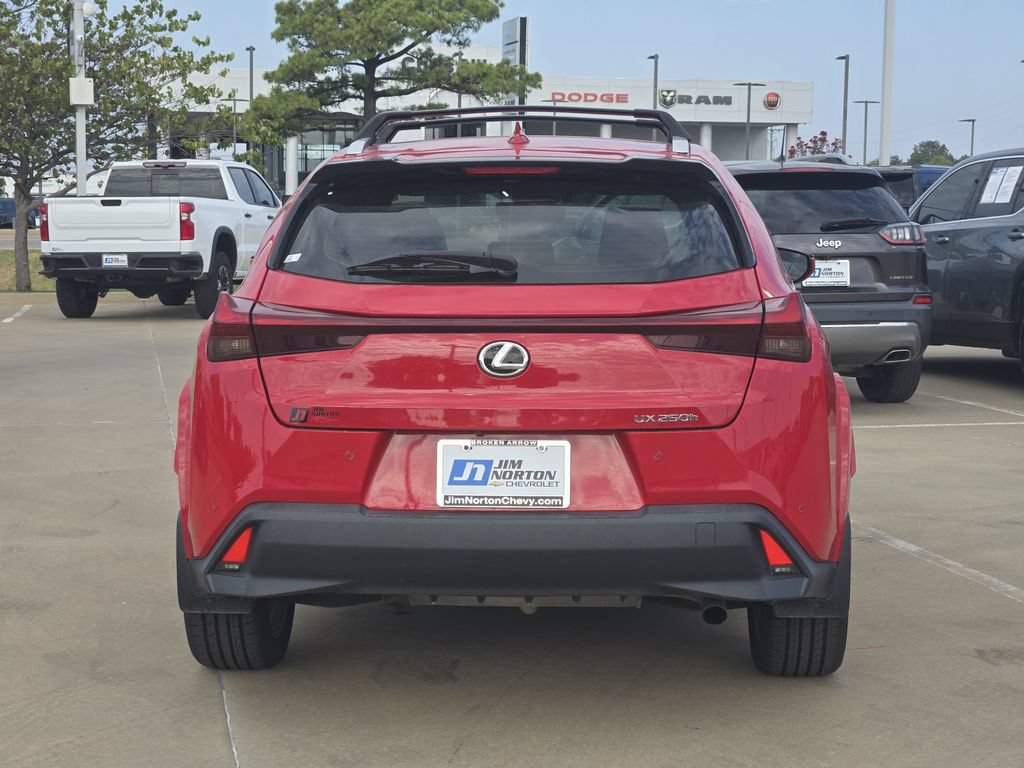 Used 2023 Lexus UX 250h FWD w/ Accessory Package (Z2) image 6